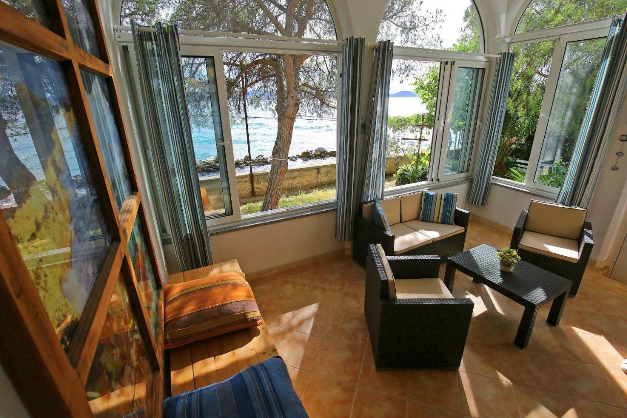 Seafront Beach Apartment - Directly At The Beach ซาดาร์ ภายนอก รูปภาพ