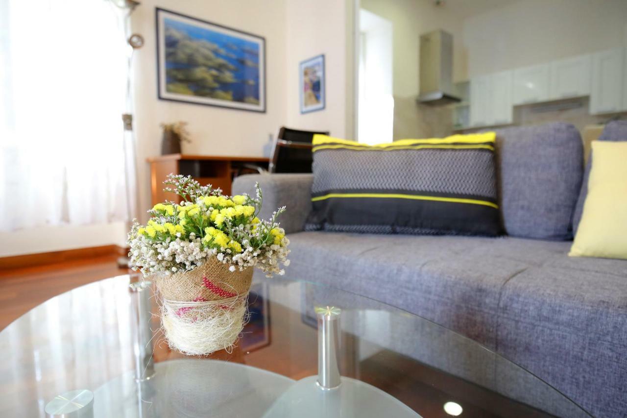 Seafront Beach Apartment - Directly At The Beach ซาดาร์ ภายนอก รูปภาพ